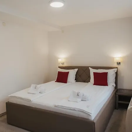 Slavija Hotel