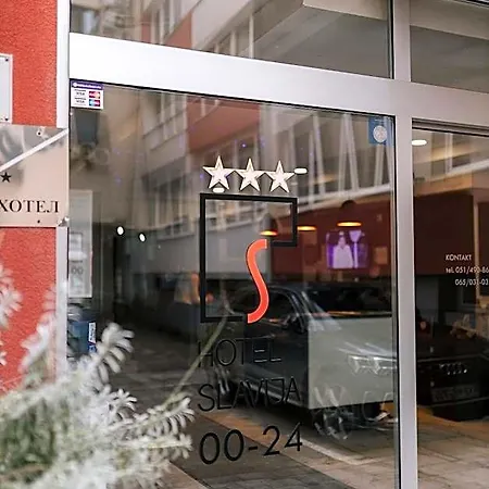 Slavija מלון 3*